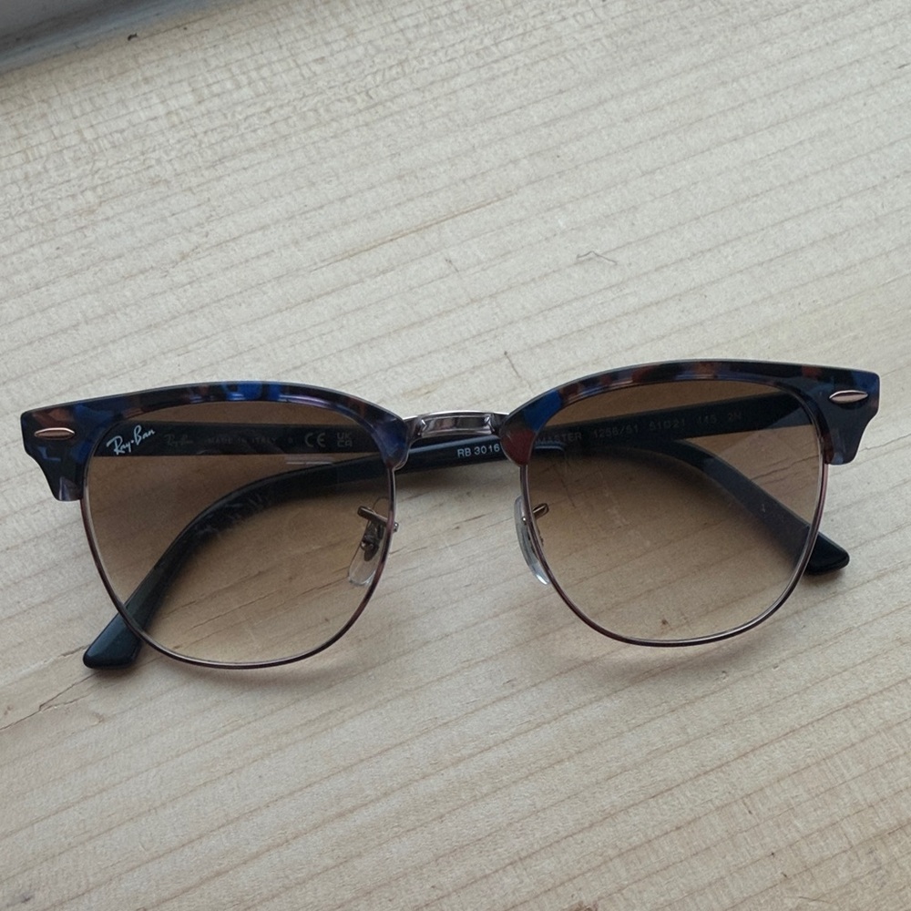 Ray-Ban CLUBMASTER FLECK Sunglasses